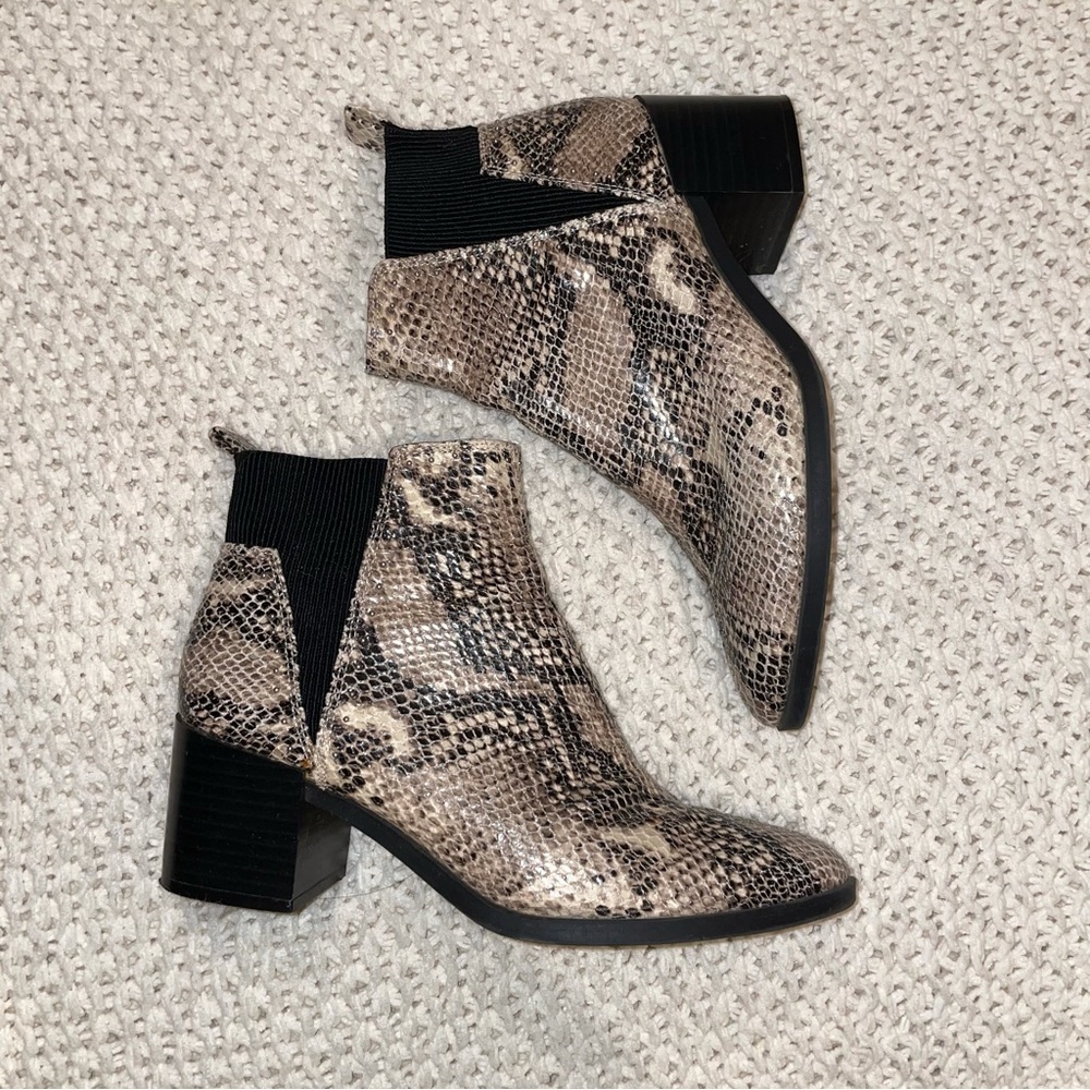 Nine West snake skin boots